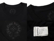 Load image into Gallery viewer, CHROME HEARTS クロムハーツ FOTI フォティ フロントロゴプリント 半袖Ｔシャツ ブラック コットン 美品 中古 4b008038