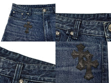 Load image into Gallery viewer, 極美品 CHROME HEARTS クロムハーツ CHクロスパッチ デニムショーツ ショートパンツ サイズ30 7パッチ インディゴブルー 中古 4b008087