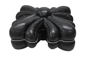 極美品 CHROME HEARTS クロムハーツ 3D CH PLUS PILLOW LEATHER 3D CHプラス レザークッション ブラック シルバー925 中古 4b008089