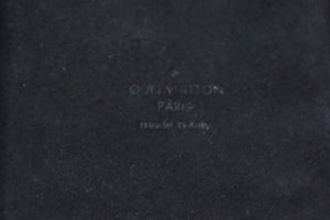 LOUIS VUITTON ルイ・ヴィトン スマホケース M64487 ブラウン モノグラムキャンバス プラスチック BC1137 美品 中古 4b007595
