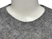 Load image into Gallery viewer, MIUMIU ミュウミュウ ニット セーター MML808 サイズ40 カシミヤ ウール インターシャロゴ グレー ホワイト 美品 中古 4b008197