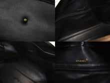 Load image into Gallery viewer, CHANEL シャネル スポーツライン ボストンバッグ A05943 3番台 キルティング ココマーク レザー ブラック ゴールド金具 美品 中古 4b008234