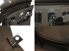 Load image into Gallery viewer, 新品未使用 エルメス HERMES ケリーアッカドPM W刻印 ワンショルダーバッグ エトゥープ シルバー金具 中古 4b008245