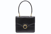 Load image into Gallery viewer, 極美品 CELINE セリーヌ ハンドバッグ ガンチーニ ダブルフラップ ヴィンテージ レザー ブラック ゴールド金具 中古 4b004826