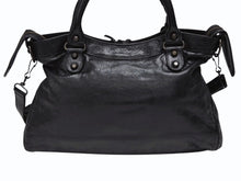 Load image into Gallery viewer, 極美品 BALENCIAGA バレンシアガ 2way ハンドバッグ ザ タウン 40579-1000-0021232 ブラック レザー 中古 4b008360