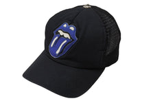 画像をギャラリービューアに読み込む, CHROME HEARTS クロムハーツ リップ&amp;タン トラッカーキャップ ローリングストーンズ ロンドン限定 ブラック ブルー 美品 中古 4b008450