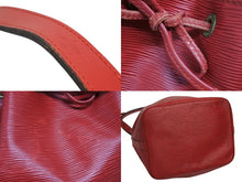 画像をギャラリービューアに読み込む, LOUIS VUITTON ルイヴィトン プチノエ ショルダーバッグ M44107 レッド エピレザー ゴールド金具 良品 中古 4b008563