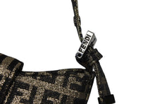 Load image into Gallery viewer, 極美品 FENDI フェンディ ミニクロワッサン ハンドバッグ 108BK00301 ズッキーノ柄 ブラック ゴールド キャンバス ブラック金具 中古 4b008565