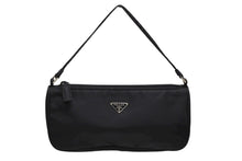 Load image into Gallery viewer, PRADA プラダ アクセサリーポーチ ブラック ナイロン レザー ハンドバッグ トライアングルロゴ 美品 中古 4b008581
