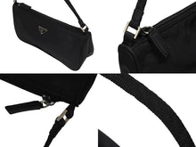 Load image into Gallery viewer, PRADA プラダ アクセサリーポーチ ブラック ナイロン レザー ハンドバッグ トライアングルロゴ 美品 中古 4b008581