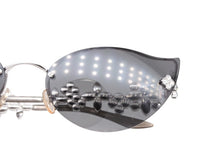 Load image into Gallery viewer, 限定1000本 極美品 LOUIS VUITTON ルイヴィトン キャッツアイ サングラス スワロフスキー 75BR6 サイズ 67□17 135 中古 4b008599