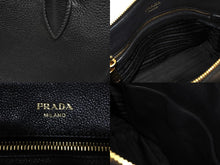 Load image into Gallery viewer, 極美品 PRADA プラダ ヴィテロダイノ 2WAY ハンドバッグ 1BA111 ブラック レザー ゴールド金具 中古 4b008637