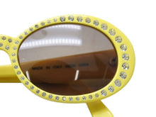 Load image into Gallery viewer, 極美品 CHANEL シャネル オーバル サングラス アイウェア 05256 30858 ココマーク ラインストーン イエロー 中古 4b008682