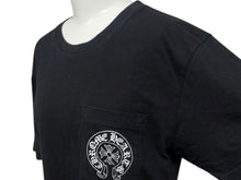 Load image into Gallery viewer, CHROME HEARTS クロムハーツ ホノルル限定 半袖Tシャツ サイズM ホースシュー CHプラス プリント ブラック ホワイト 美品 中古 4b008754