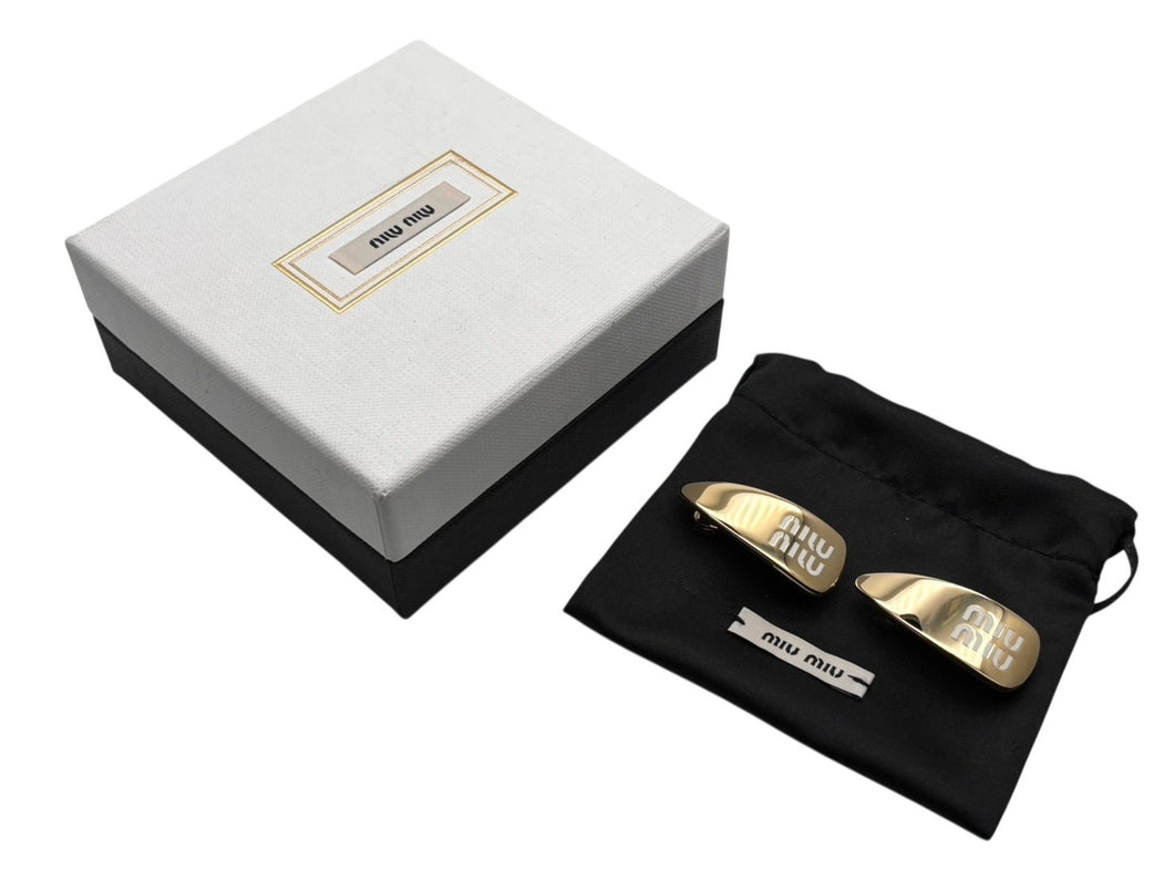 極美品 MIUMIU ミュウミュウ ヘアピンセット ブランドロゴ アクセサリー 5IF173 メタル ゴールド金具 中古 4b008859