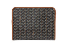 Load image into Gallery viewer, 極美品 GOYARD ゴヤール ジュバンスMM ポーチ クラッチバッグ ゴヤールディンキャンバス カーフスキン ブラウン 中古 4b008881