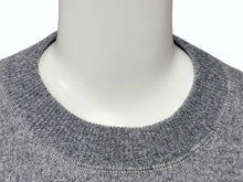 Load image into Gallery viewer, 極美品 MIUMIU ミュウミュウ ニット ロゴ MML804 S232 1XS9 イタリア製 ウール カシミヤ グレー ホワイト サイズ38 中古 4b008883