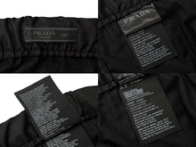 Load image into Gallery viewer, 極美品 PRADA プラダ ナイロンパンツ UP0008 S181 I18 ルーマニア製 ポリアミド ブラック サイズ46 中古 4b008886