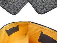 Load image into Gallery viewer, GOYARD ゴヤール セナMM クラッチバッグ ヘリンボーン柄 グレー PVC レザー シルバー金具 美品 中古 4b008888