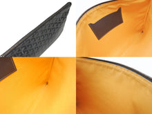 Load image into Gallery viewer, GOYARD ゴヤール セナMM クラッチバッグ ヘリンボーン柄 グレー PVC レザー シルバー金具 美品 中古 4b008889