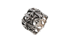 Load image into Gallery viewer, 極美品 CHROME HEARTS クロムハーツ セメタリークロス リング 指輪 28,5号 重量約29.8g 2003/.925刻印 シルバー925 中古 4b008929