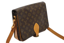 画像をギャラリービューアに読み込む, LOUIS VUITTON ルイヴィトン カルトシエールGM ショルダーバッグ M51252 モノグラムキャンバス ブラウン 美品 中古 4b008957