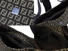 Load image into Gallery viewer, FENDI フェンディ ズッキーノ ワンショルダーバッグ 8BR036 キャンバス レザー ブラウン ベージュ ブラックメタル金具 美品 中古 4b009076