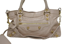 Load image into Gallery viewer, BALENCIAGA バレンシアガ ジャイアント ファースト 2WAYバッグ 285433 レザー ピンクベージュ ゴールド金具 美品 中古 4b009103