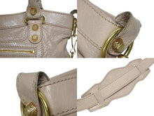 Load image into Gallery viewer, BALENCIAGA バレンシアガ ジャイアント ファースト 2WAYバッグ 285433 レザー ピンクベージュ ゴールド金具 美品 中古 4b009103