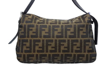 Load image into Gallery viewer, FENDI フェンディ マンマバケット ワンショルダーバッグ ズッカ柄 キャンバス レザー ブラウン シルバー金具 美品 中古 4b009108