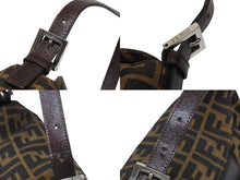 Load image into Gallery viewer, FENDI フェンディ マンマバケット ワンショルダーバッグ 26425 ズッカ柄 ブラウン キャンバス レザー シルバー金具 美品 中古 4b009112