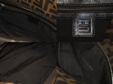 Load image into Gallery viewer, FENDI フェンディ マンマバケット ワンショルダーバッグ 26425 ズッカ柄 ブラウン キャンバス レザー シルバー金具 美品 中古 4b009112