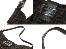 Load image into Gallery viewer, 極美品 FENDI フェンディ ホーボー ワンショルダーバッグ 26729 ズッカ柄 キャンバス レザー ブラウン シルバー金具 中古 4b009114