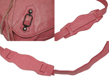 Load image into Gallery viewer, BALENCIAGA バレンシアガ フォルク ショルダーバッグ 246432 6603 レザー ピンク アンティークゴールド金具 美品 中古 4b009144