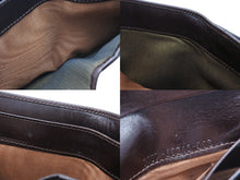 Load image into Gallery viewer, 極美品 FENDI フェンディ 二つ折り財布 ズッカ コンパクトウォレット イタリア製 キャンバス レザー ブラウン 中古 4b009182