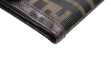 Load image into Gallery viewer, 極美品 FENDI フェンディ 二つ折り財布 ズッカ コンパクトウォレット イタリア製 キャンバス レザー ブラウン 中古 4b009182