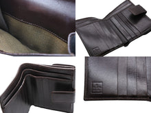 Load image into Gallery viewer, 極美品 FENDI フェンディ 二つ折り財布 ズッカ コンパクトウォレット イタリア製 キャンバス レザー ブラウン 中古 4b009182