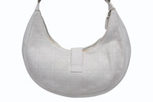 Load image into Gallery viewer, Christian Dior クリスチャンディオール ハーフムーン ワンショルダーバッグ 13-BM-0015 カナージュ ガリアーノ期 美品 中古 4b009212
