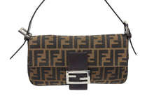 Load image into Gallery viewer, 極美品 FENDI フェンディ マンマバケット ワンショルダーバッグ ズッカ柄 キャンバス レザー ブラウン シルバー金具 中古 4b009220