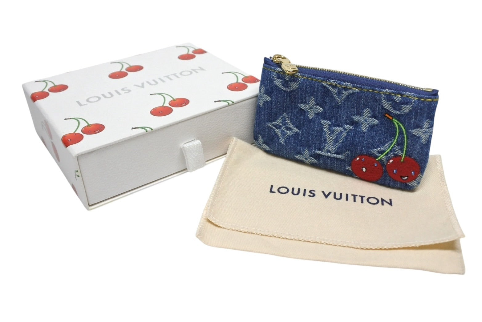 Louis Vuitton ルイ・ヴィトン⭐︎モノグラム⭐︎チェリー柄キーケース Louis Vuitton ルイ・ヴィトン⭐︎モノグラム⭐︎チェリー柄キーケース