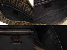 Load image into Gallery viewer, FENDI フェンディ マンマバケット ワンショルダーバッグ ズッカ柄 キャンバス レザー ブラウン シルバー金具 美品 中古 4b009232