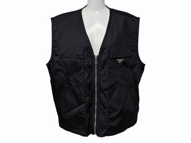 極美品 PRADA プラダ Re-Nylon リナイロン ベスト SGC261 サイズ56 トライアングルロゴ ブラック 中古 4b009251