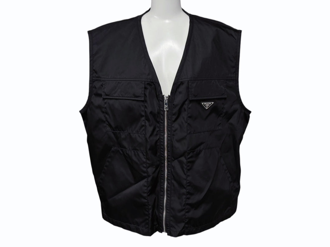 極美品 PRADA プラダ Re-Nylon リナイロン ベスト SGC261 サイズ56 トライアングルロゴ ブラック 中古 4b009251