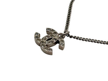 画像をギャラリービューアに読み込む, CHANEL シャネル ココマーク ネックレス 重量約5g F13V刻印 全長約43cm メタル ラインストーン クリア シルバー 美品 中古 4b009278