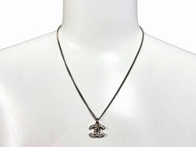 画像をギャラリービューアに読み込む, CHANEL シャネル ココマーク ネックレス 重量約5g F13V刻印 全長約43cm メタル ラインストーン クリア シルバー 美品 中古 4b009278