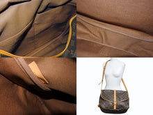 画像をギャラリービューアに読み込む, LOUIS VUITTON ルイヴィトン ソミュール35 ショルダーバッグ モノグラム M42254 PVC ヌメ革 ブラウン ゴールド金具 美品 中古 4b009330