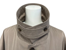 Load image into Gallery viewer, Christian Dior クリスチャンディオール トレンチコート 193C314A5170 サイズ56 ブラウン 比翼ボタン ロゴ金具 美品 中古 4b009388