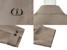 Load image into Gallery viewer, Christian Dior クリスチャンディオール トレンチコート 193C314A5170 サイズ56 ブラウン 比翼ボタン ロゴ金具 美品 中古 4b009388