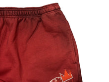 画像をギャラリービューアに読み込む, 新品未使用 SLOW BUCKS スローバックス スウェットパンツ サイズXL レッド グラデーション 刺繍 中古 4b009457