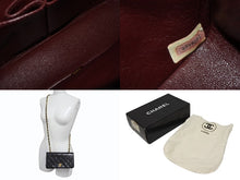 Load image into Gallery viewer, 極美品 CHANEL シャネル フルフラップ ミニマトラッセ19 Sチェーンショルダーバッグ 1番台 ラムスキン ココマーク ゴールド金具 中古 4b009612